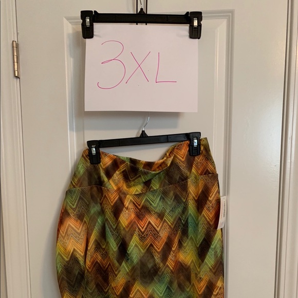 LuLaRoe Cassie Skirts - Picture 2 of 8